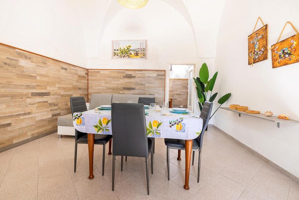 Riviera Dei Cigni - Comfort E Tranquillita Uggiano La Chiesa Eksteriør billede