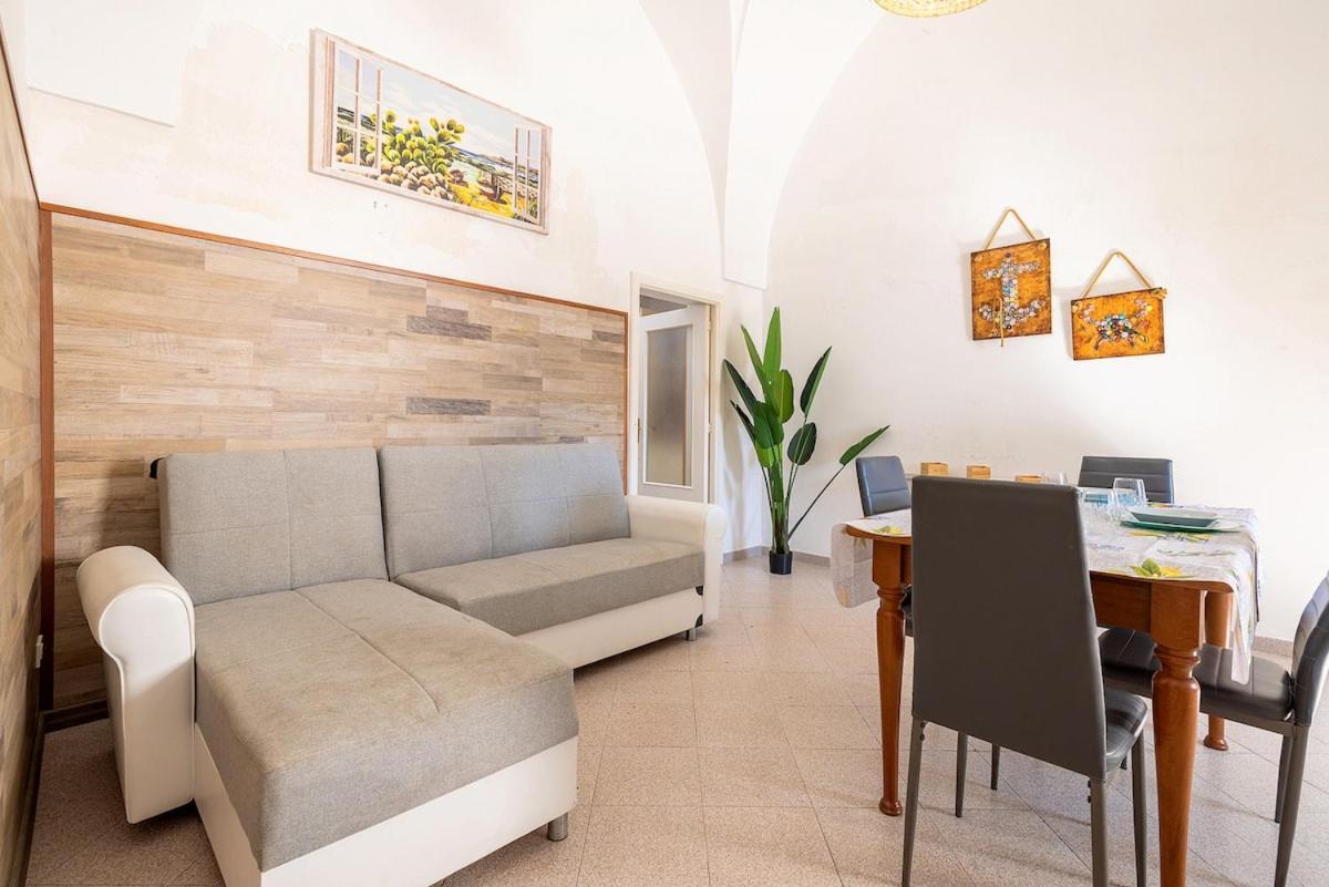 Riviera Dei Cigni - Comfort E Tranquillita Uggiano La Chiesa Eksteriør billede